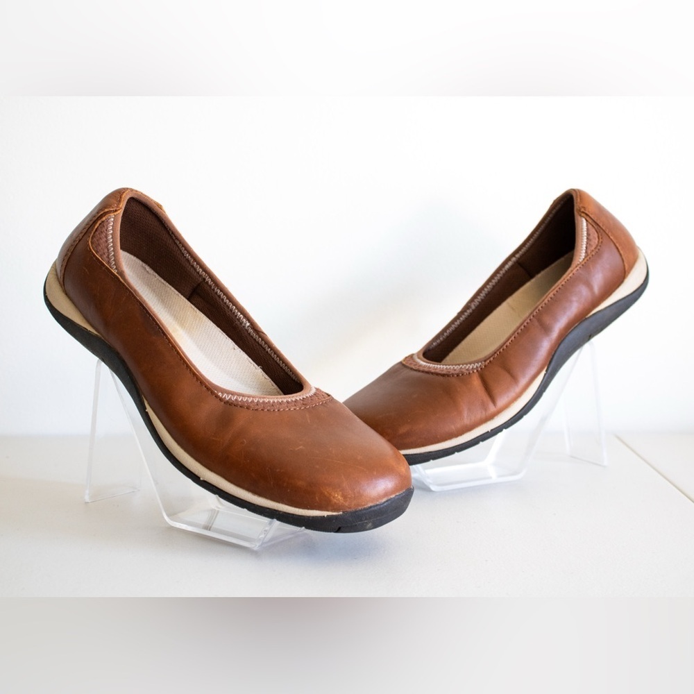 L.L. Bean Brown Leather Casual Wear Slip-on Comfort Flats Women’s Shoes Size 9M - Picture 3 of 7